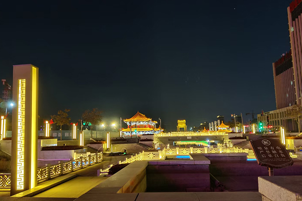 讓燈光點(diǎn)綴城市，夜景亮化工程走進(jìn)生活
